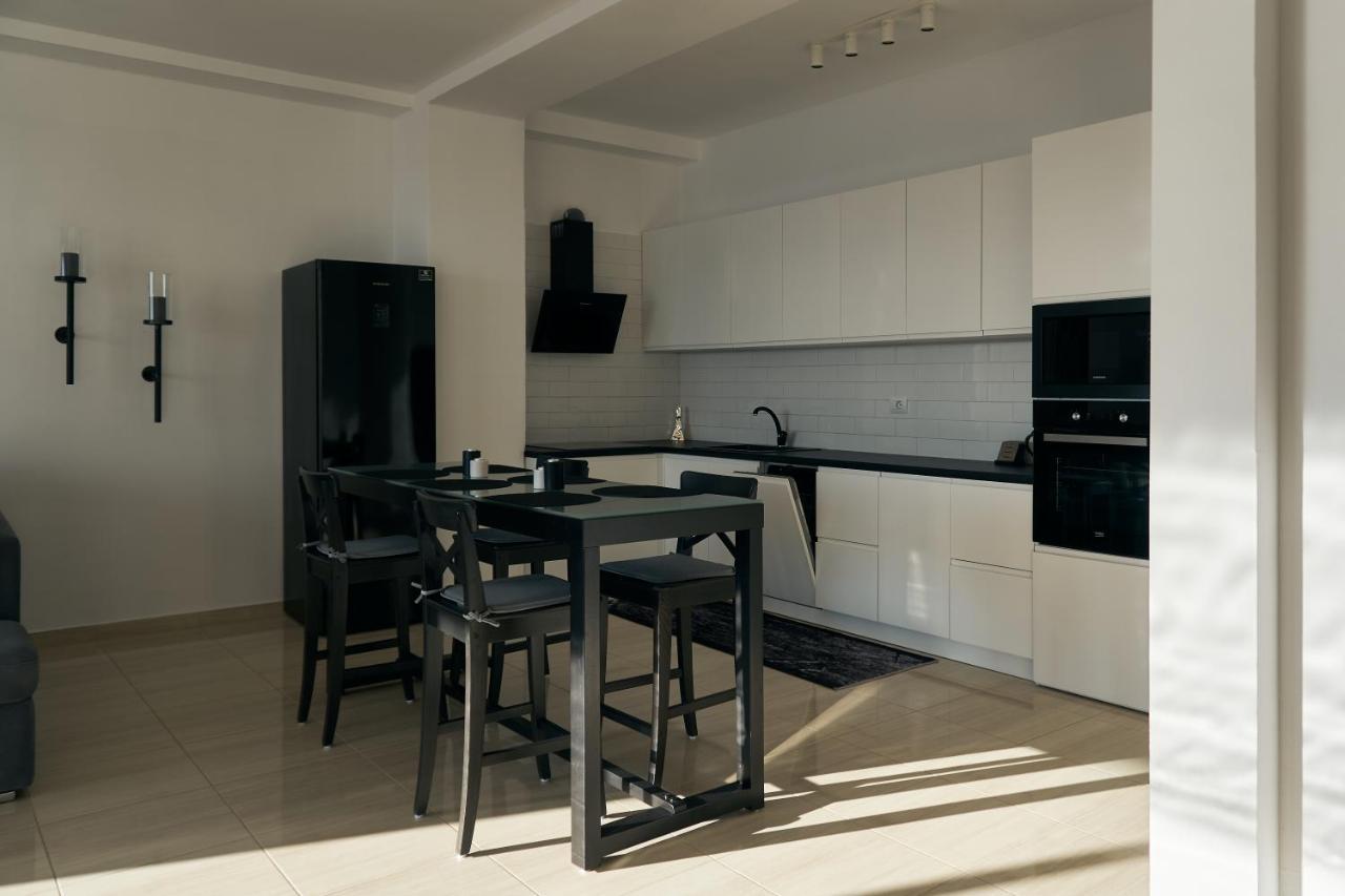 The Garrison Apartment Sarande Luaran gambar